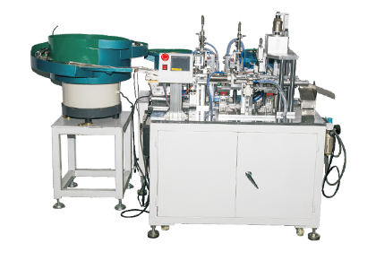 自動插片裝配機(jī)（溫控器組裝機(jī),溫控器自動組裝機(jī),牙刷組裝機(jī),牙刷自動裝配機(jī),閥芯自動裝配機(jī)）